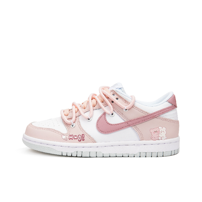 【Custom】Nike Dunk Pink Huggable Bear