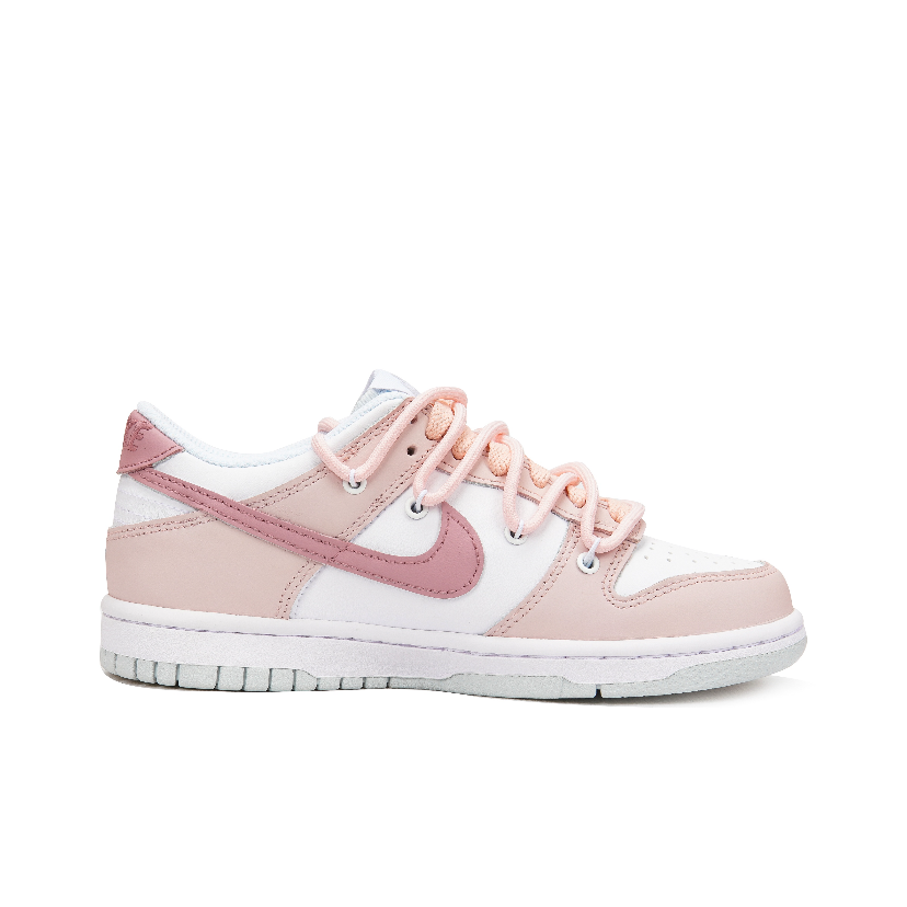 【Custom】Nike Dunk Pink Huggable Bear