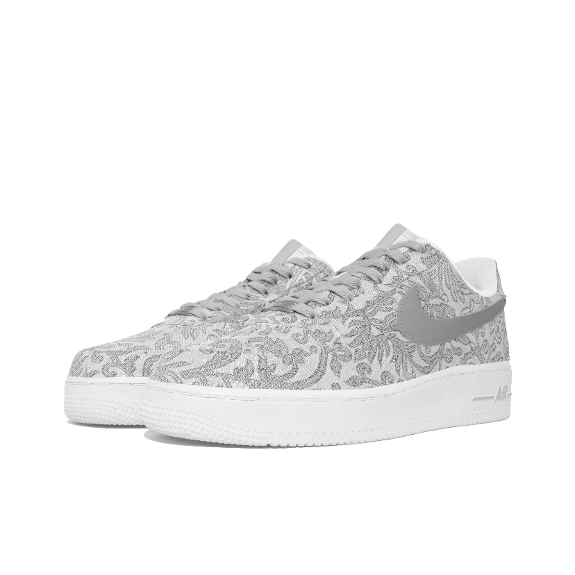 【Custom】Nike Air Force 1 07 Silver Dragon